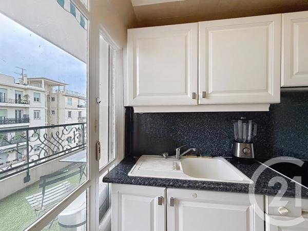 Appartement F2 à vendre  3 pièces - 68,57 m 2   NICE  - 06