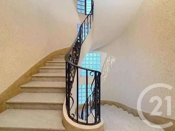 Appartement F2 à vendre  3 pièces - 68,57 m 2   NICE  - 06