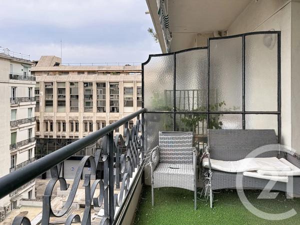 Appartement F2 à vendre  3 pièces - 68,57 m 2   NICE  - 06