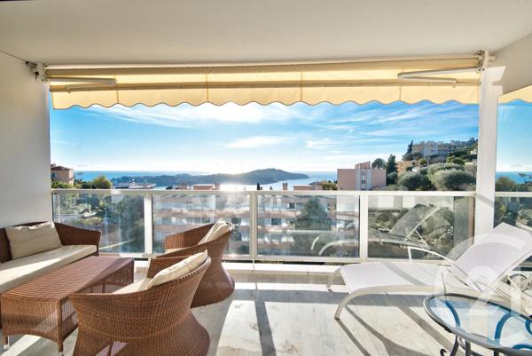 Appartement F2 à vendre  3 pièces - 68,57 m 2   NICE  - 06