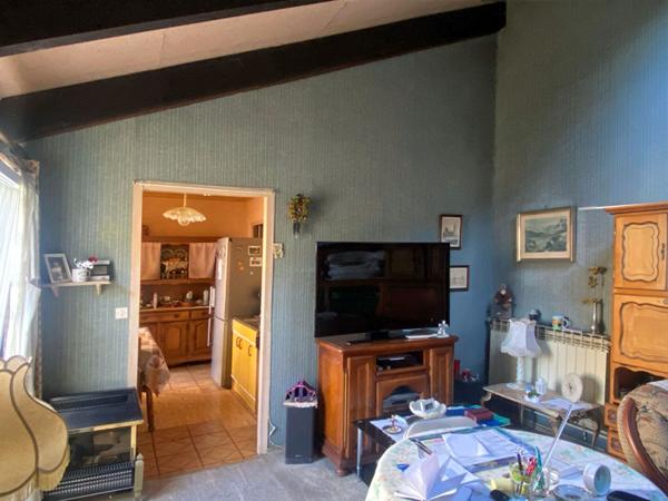 GRADIGNAN MALARTIC - Maison de plain-pied d'environ 87m² avec jardin et garage