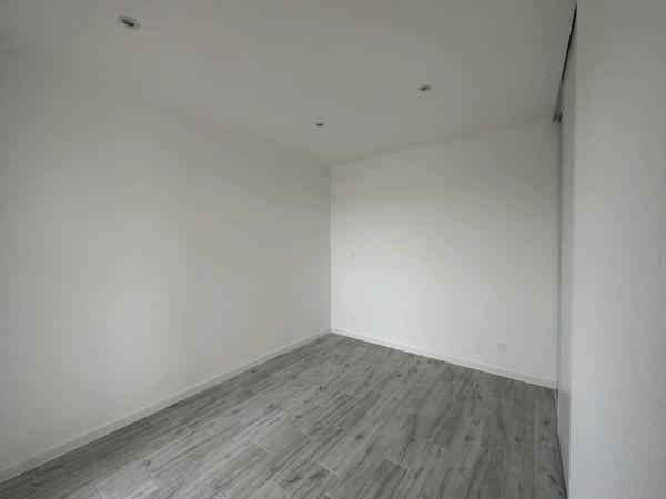 Saint-Georges-de-Didonne (17110) 

Située dans le charmant quartier de Saint-Georges-de-Didonne, cette somptueuse villa de style vous offre un ca