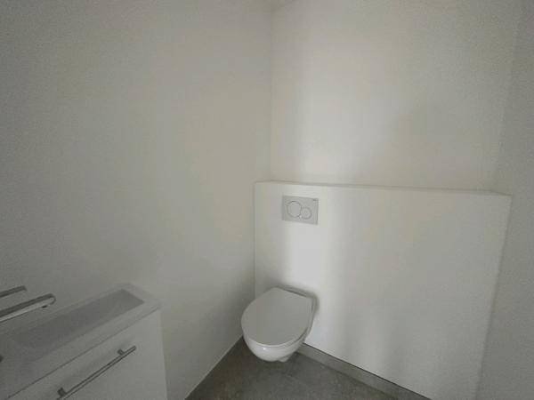 Saint-Georges-de-Didonne (17110) 

Située dans le charmant quartier de Saint-Georges-de-Didonne, cette somptueuse villa de style vous offre un ca