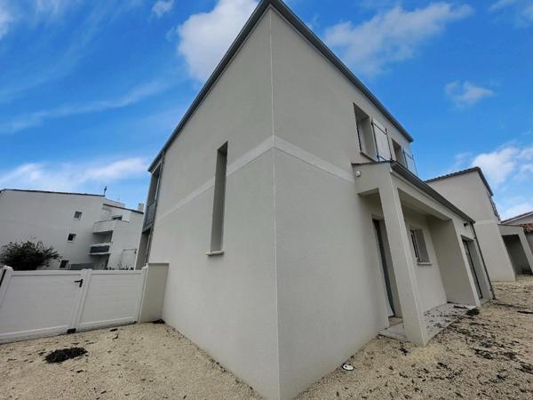 Saint-Georges-de-Didonne (17110) 

Située dans le charmant quartier de Saint-Georges-de-Didonne, cette somptueuse villa de style vous offre un ca