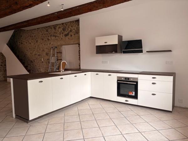 Maison à louer 890 € CC St-Thibéry 4 p 117 m² DPE C