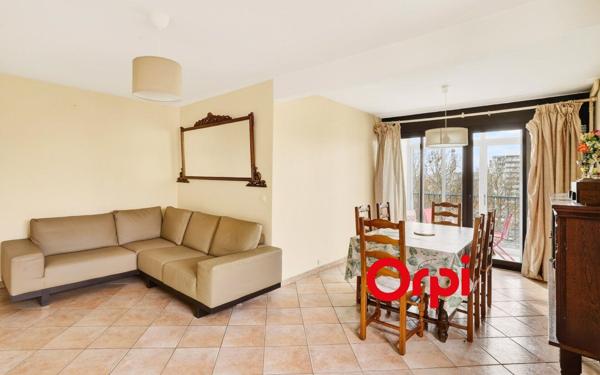 Appartement à vendre    3 pièces • 71,39 m2 Vaulx-en-Velin