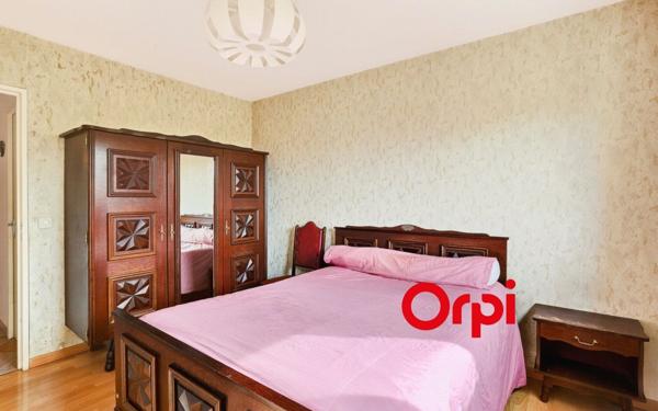 Appartement à vendre    3 pièces • 71,39 m2 Vaulx-en-Velin