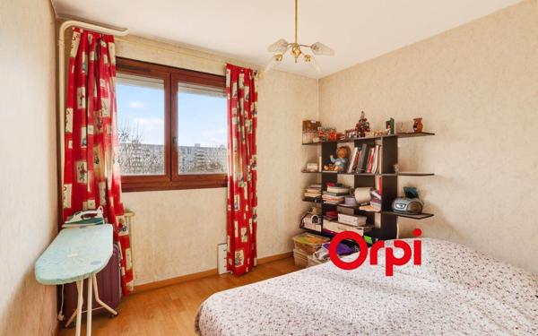 Appartement à vendre    3 pièces • 71,39 m2 Vaulx-en-Velin