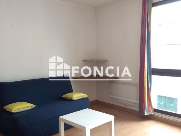 Location Studio meublé 35.54 m² - 11 RUE ANTIGNA - ENTREE 2 Orleans 45000