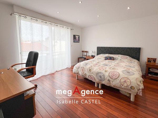 Maison à LES SABLES-D'OLONNE, 85100 - 4 pièces 110m²