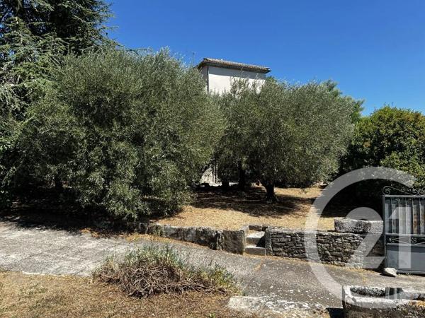 Appartement F3 à vendre  3 pièces - 70 m 2   UZES  - 30