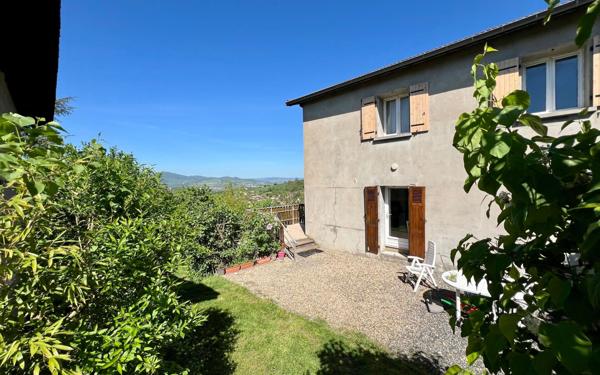 Maison à vendre    4 pièces •  Sourcieux-les-Mines