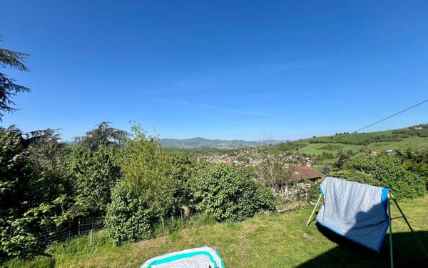 Maison à vendre    4 pièces •  Sourcieux-les-Mines