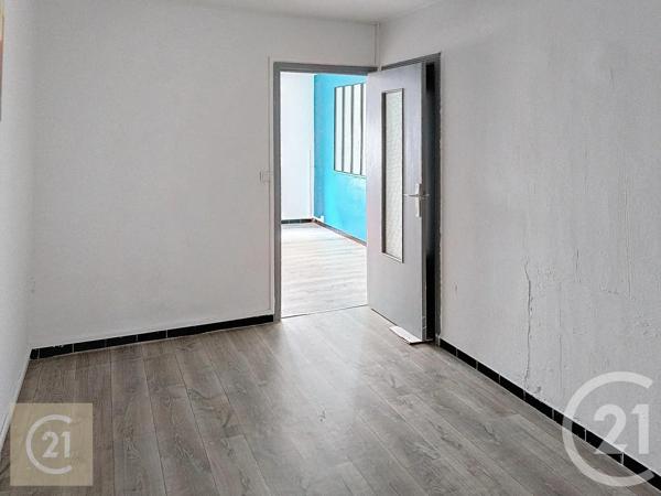 Immeuble à vendre  220 m 2   BEZIERS  - 34
