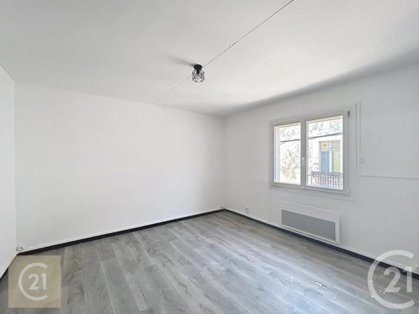 Immeuble à vendre  220 m 2   BEZIERS  - 34