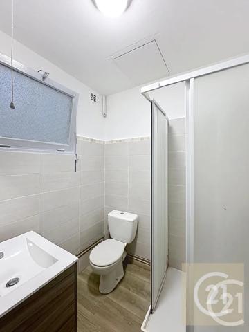 Immeuble à vendre  220 m 2   BEZIERS  - 34