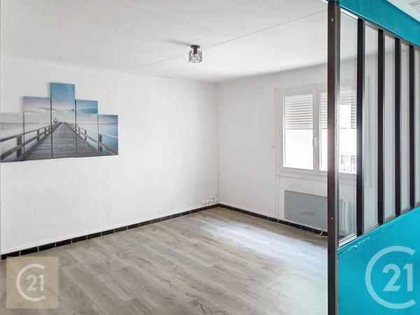 Immeuble à vendre  220 m 2   BEZIERS  - 34