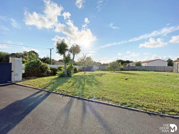 Terrain - Vendu - 438 m² - PONT-SAINT-MARTIN | The Door Man
