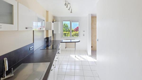 Entre appartement et maison sur 2 niveaux, 92 m2, 2 chambres