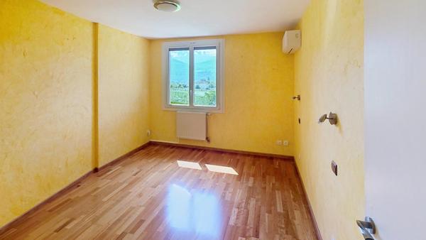 Entre appartement et maison sur 2 niveaux, 92 m2, 2 chambres