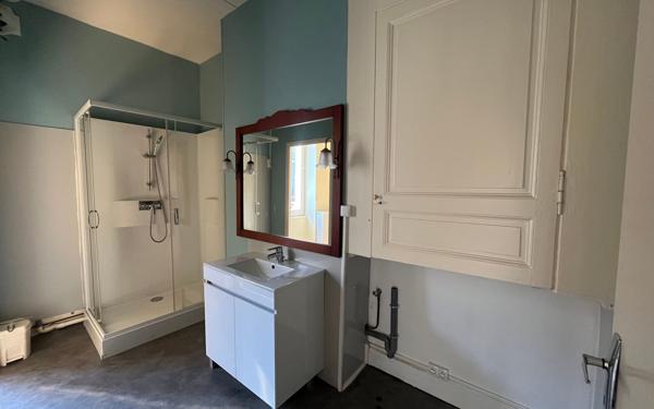 Appartement à louer    3 pièces •  Limoges