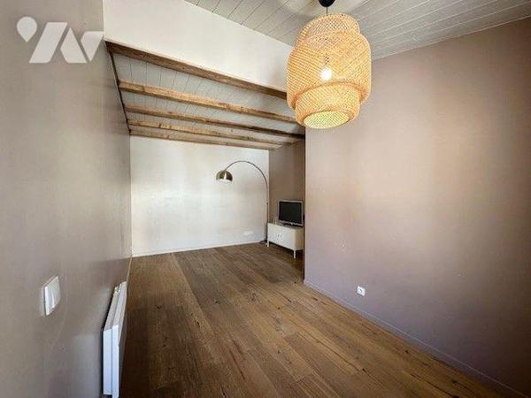Appartement T2 à vendre - Annecy centre et proche du lac, Rue de l'Annexion.

Idéal pour un p...