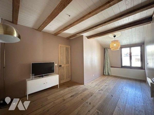 Appartement T2 à vendre - Annecy centre et proche du lac, Rue de l'Annexion.

Idéal pour un p...
