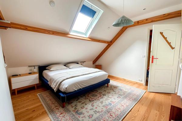 Dpt Pas-De-CALAIS , Boulogne (Dernier Sou) , à vendre maison mitoyenne 110m2 P(5) , 4 chambres, grande cour