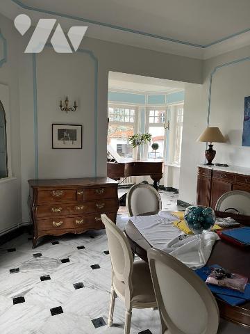 BOUGUENAIS les Couêts. Belle Demeure de 1903 avec annexes sur un Parc clos de 3 632 m².