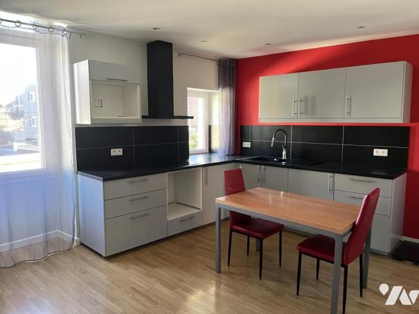 BOUGUENAIS les Couêts. Belle Demeure de 1903 avec annexes sur un Parc clos de 3 632 m².