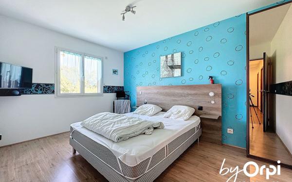 Maison à vendre    5 pièces • 128 m2 Moureuille