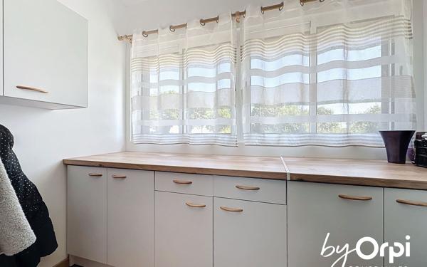 Maison à vendre    5 pièces • 128 m2 Moureuille