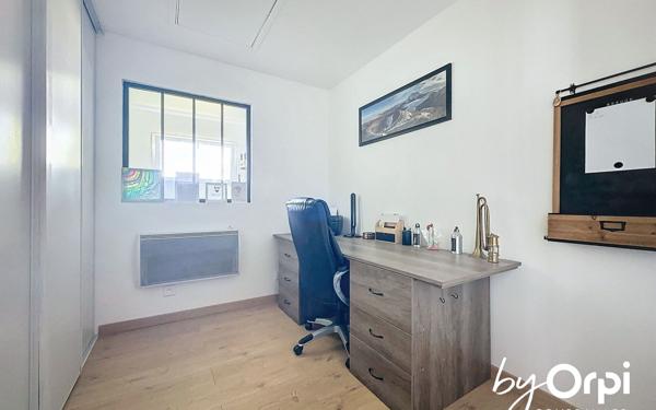 Maison à vendre    5 pièces • 128 m2 Moureuille