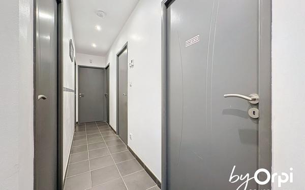 Maison à vendre    5 pièces • 128 m2 Moureuille