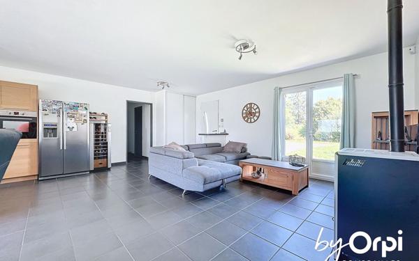 Maison à vendre    5 pièces • 128 m2 Moureuille