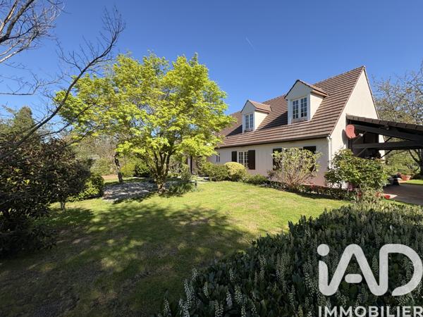 Maison à vendre 8 pièces 199 m² Saint-Fargeau-Ponthierry