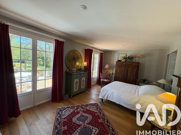 Maison à vendre 8 pièces 199 m² Saint-Fargeau-Ponthierry