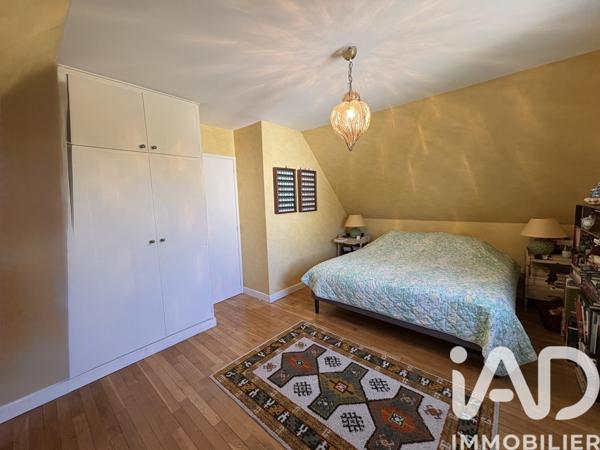 Maison à vendre 8 pièces 199 m² Saint-Fargeau-Ponthierry