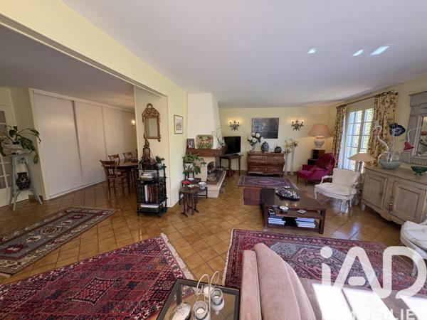 Maison à vendre 8 pièces 199 m² Saint-Fargeau-Ponthierry