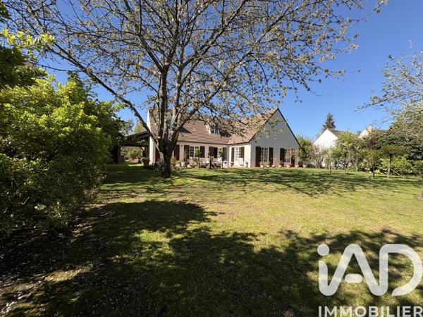 Maison à vendre 8 pièces 199 m² Saint-Fargeau-Ponthierry