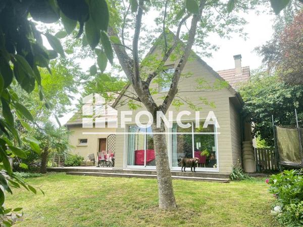 À vendre Maison 9 pièces 158.43 m² - Noyen-sur-sarthe 72430