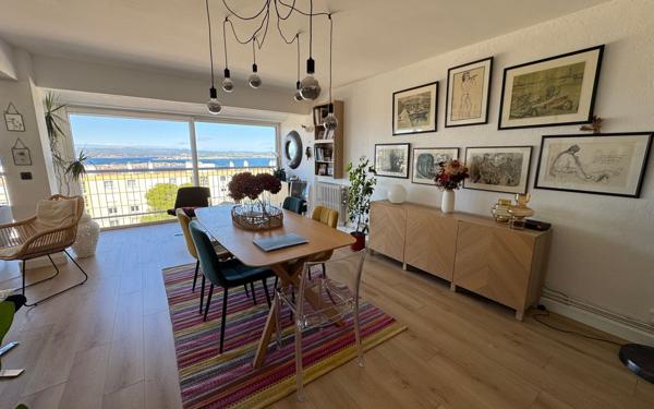 Appartement à vendre    5 pièces • 97,74 m2 Sète