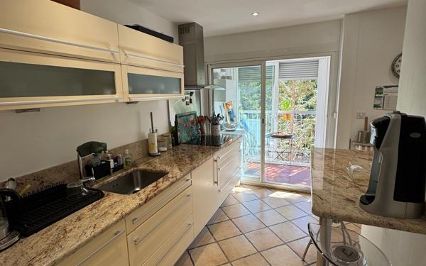 Appartement à vendre    5 pièces • 97,74 m2 Sète