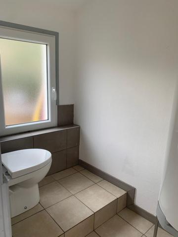 A VENDRE LE RELECQ KERHUON MAISON 66 M2 - JARDIN 460 M2 -