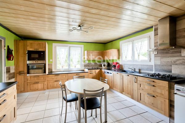 À vendre-Charmante maison en pierre à Plerneuf