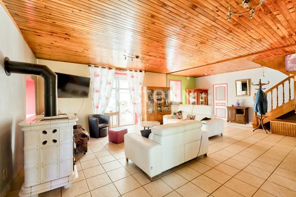 À vendre-Charmante maison en pierre à Plerneuf