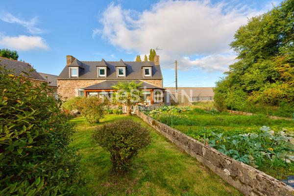 À vendre-Charmante maison en pierre à Plerneuf