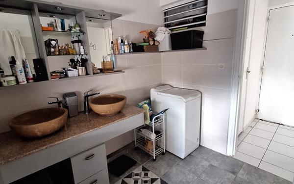 Appartement à vendre    2 pièces • 61,95 m2 Le Gosier