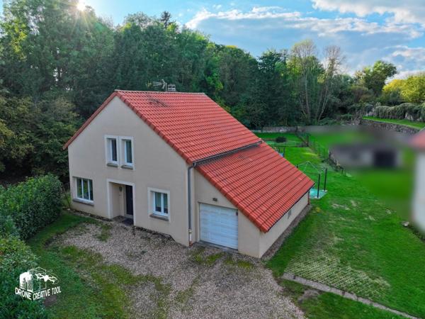 Belle maison familiale hors lotissement à Rodemack