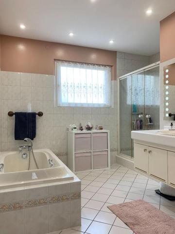 Maison d'architecte  avec piscine !